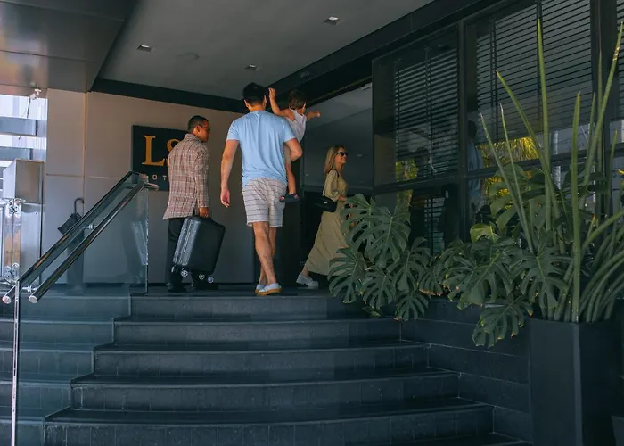 Ls Hotel